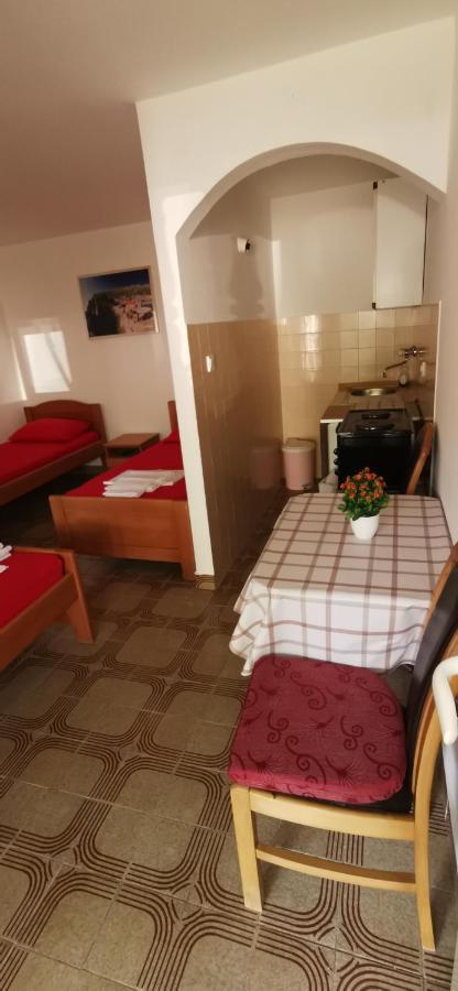 Sobe I Apartmani Marovic Petrovac Eksteriør bilde