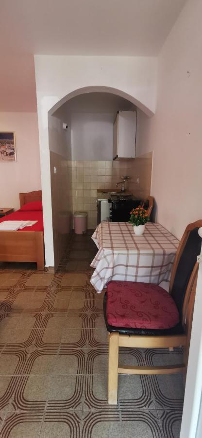 Sobe I Apartmani Marovic Petrovac Eksteriør bilde